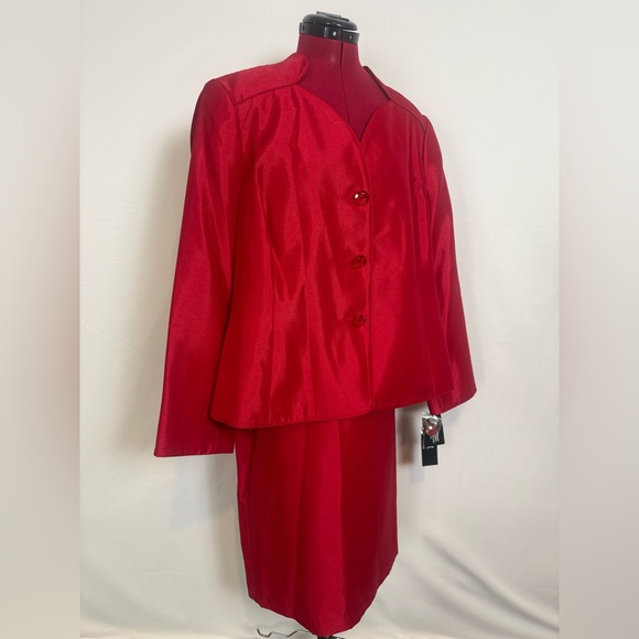 NWT Le Suit Skirt Suit Women’s Size 16W Crimson Red 2-Piece Suit Blazer & Skirt - Picture 12 of 14